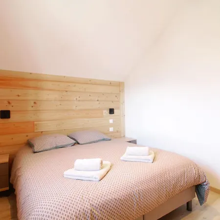 Pretty New And Comfortable House Between Towns And Lakes Voglans