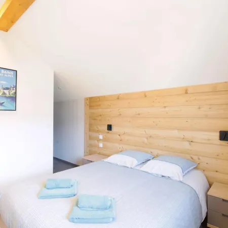 Pretty New And Comfortable House Between Towns And Lakes
